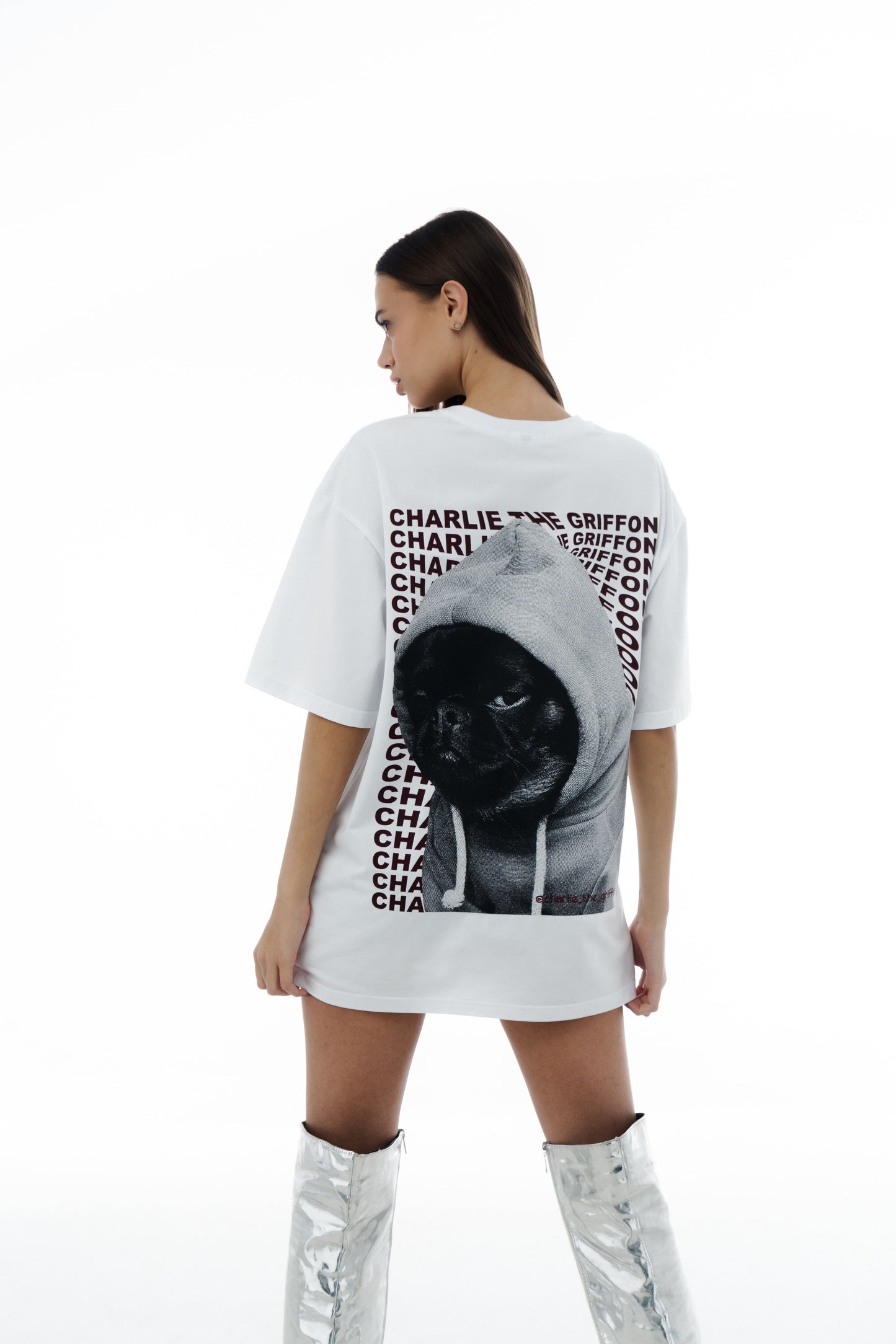 Oversized Unisex Cotton T-Shirt with "Charlie Griffon" Print – White
