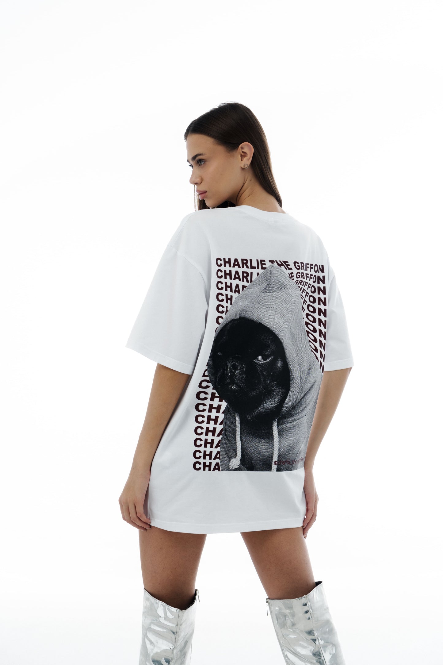 Oversized Unisex Cotton T-Shirt with "Charlie Griffon" Print – White